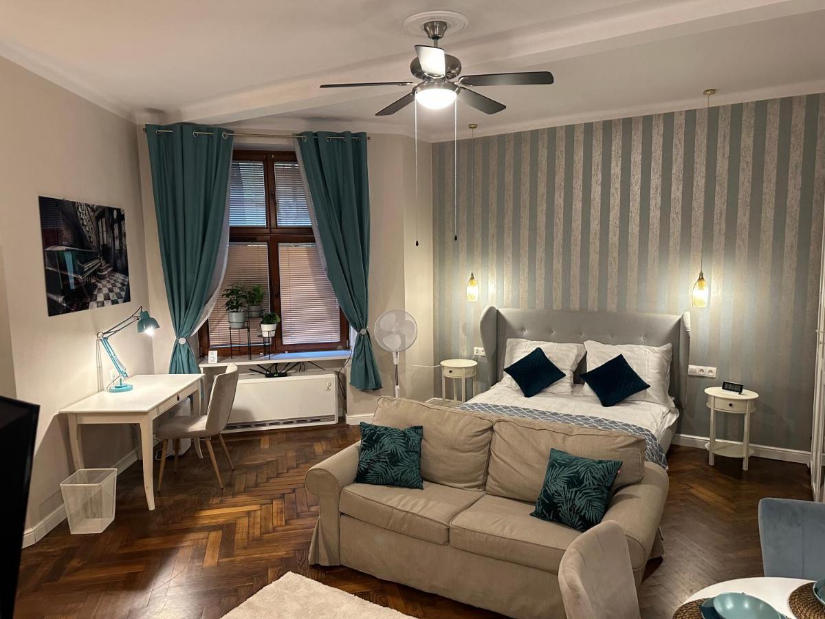 Appartamento Heart Of Kazimierz Close To Wawel Castle Cracovia Esterno foto